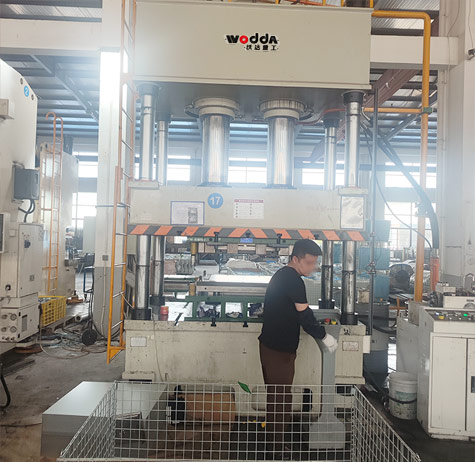 液壓機(jī)廠(chǎng)家