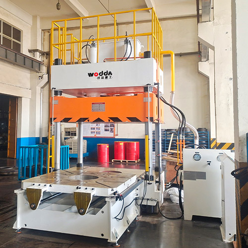 120噸輪胎模具試驗機(jī)