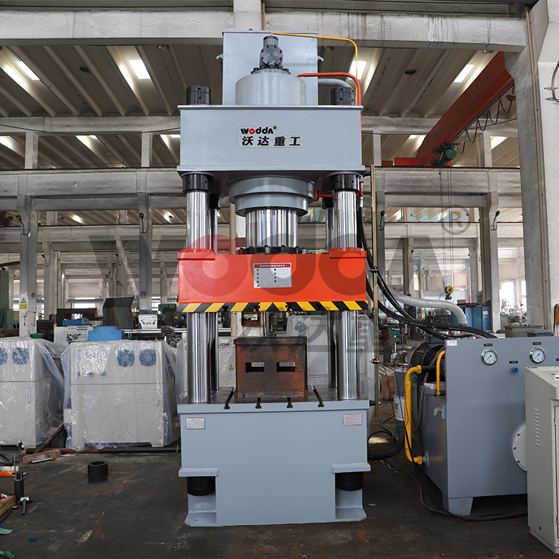 500噸液壓機(jī) 500噸液壓機(jī)