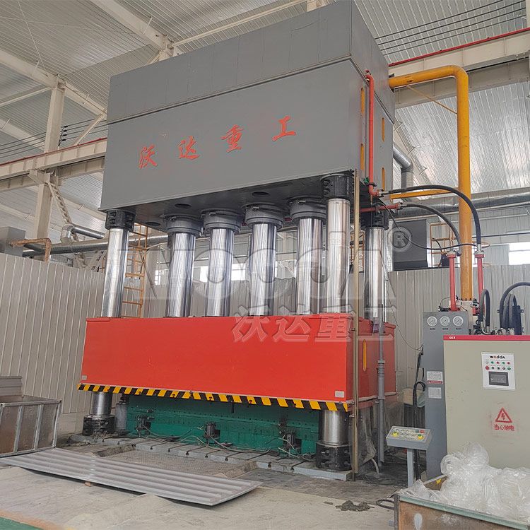 2500噸復(fù)合材料四柱液壓機