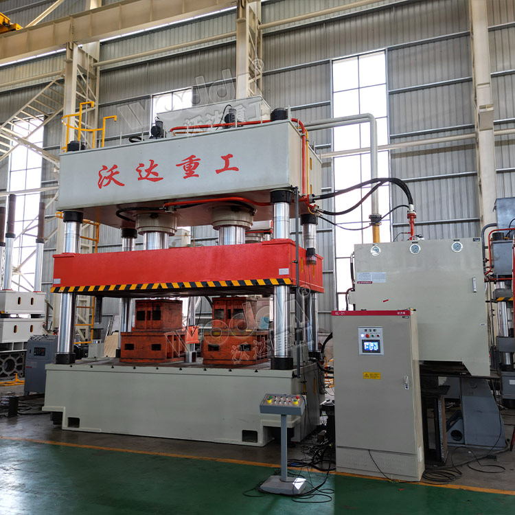 1000噸SMC玻璃鋼水箱成型液壓機 1000噸SMC玻璃鋼水箱成型液壓機