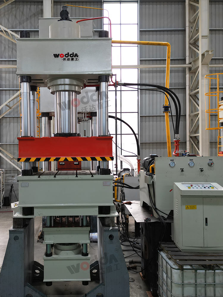 不銹鋼水槽拉伸機 不銹鋼水槽拉伸機