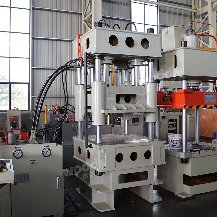 200噸四柱液壓機(jī)定制 200噸四柱液壓機(jī)定制