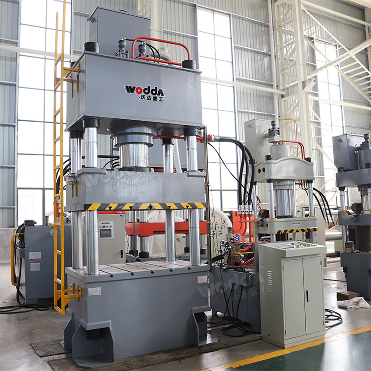 315噸四柱三梁液壓機 315噸四柱三梁液壓機