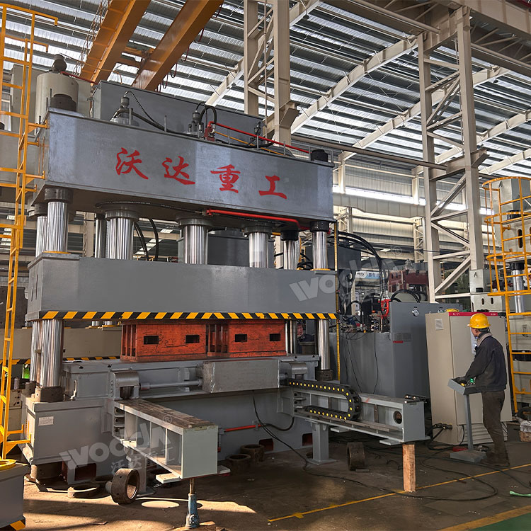 630噸四柱液壓機(jī)帶移動(dòng)工作臺(tái)