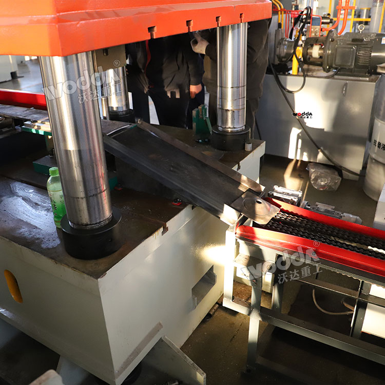 錨桿托盤液壓機細節(jié)2 錨桿托盤液壓機細節(jié)2