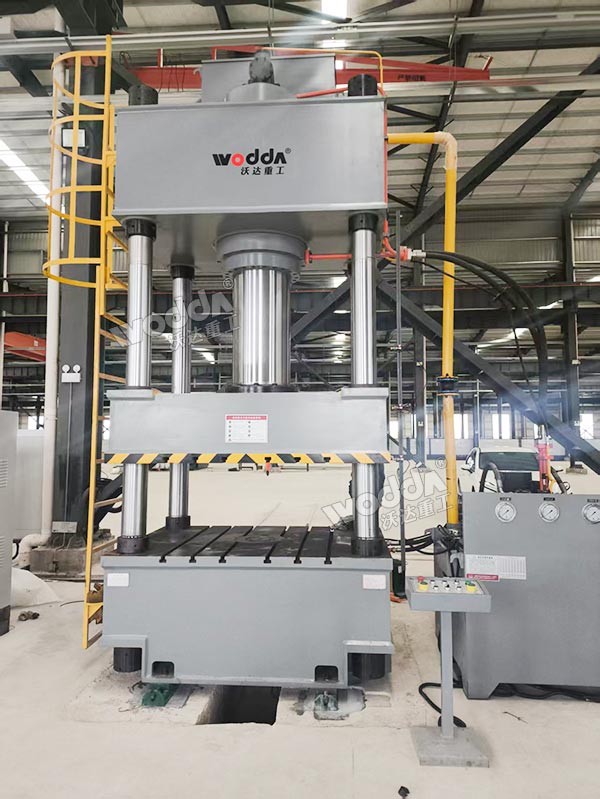 500噸四柱液壓機 500噸四柱液壓機