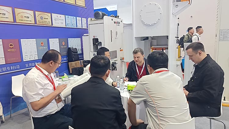 沃達(dá)重工 沃達(dá)重工