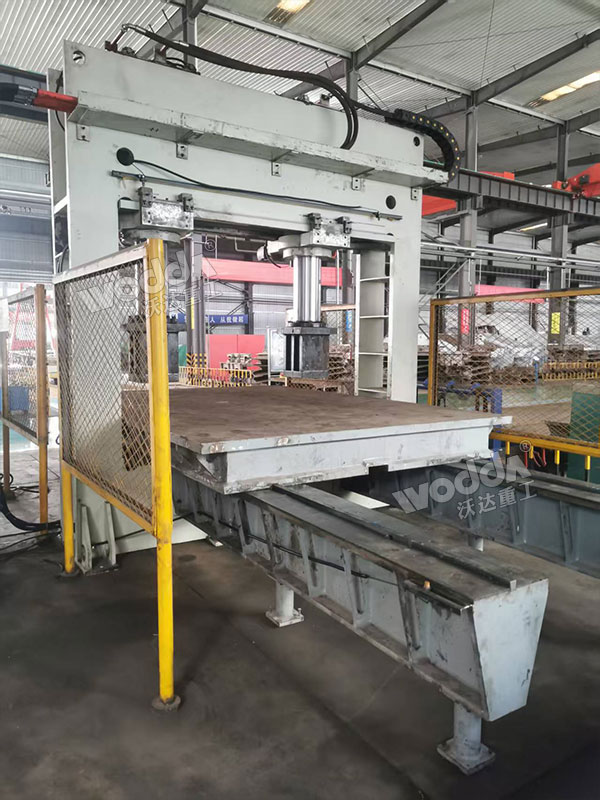 500噸龍門油壓機 500噸龍門油壓機