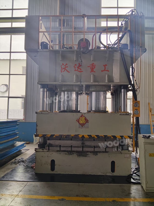 3600噸壓濾機(jī)濾板成型液壓機(jī) 3600噸壓濾機(jī)濾板成型液壓機(jī)