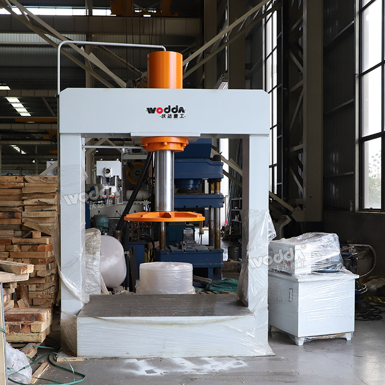 200噸實(shí)心輪胎壓裝機(jī) 200噸實(shí)心輪胎壓裝機(jī)