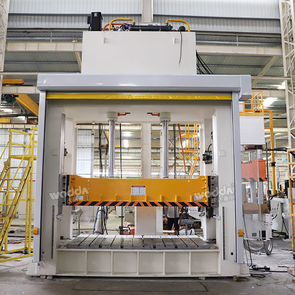 100噸汽車內(nèi)飾件成型液壓機 100噸汽車內(nèi)飾件成型液壓機