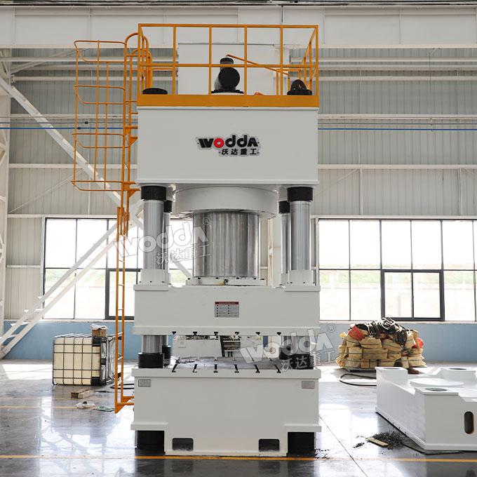 1600噸四柱液壓機(jī)